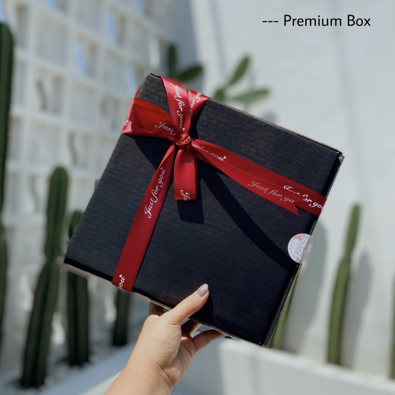

GIFT 4 ( PREMIUM GIFT BOX ) kado pernikahan / kado wisuda / kado ulang tahun dll