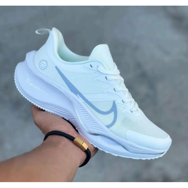 Sepatu Running Wanita Nike Zoom X Smiley