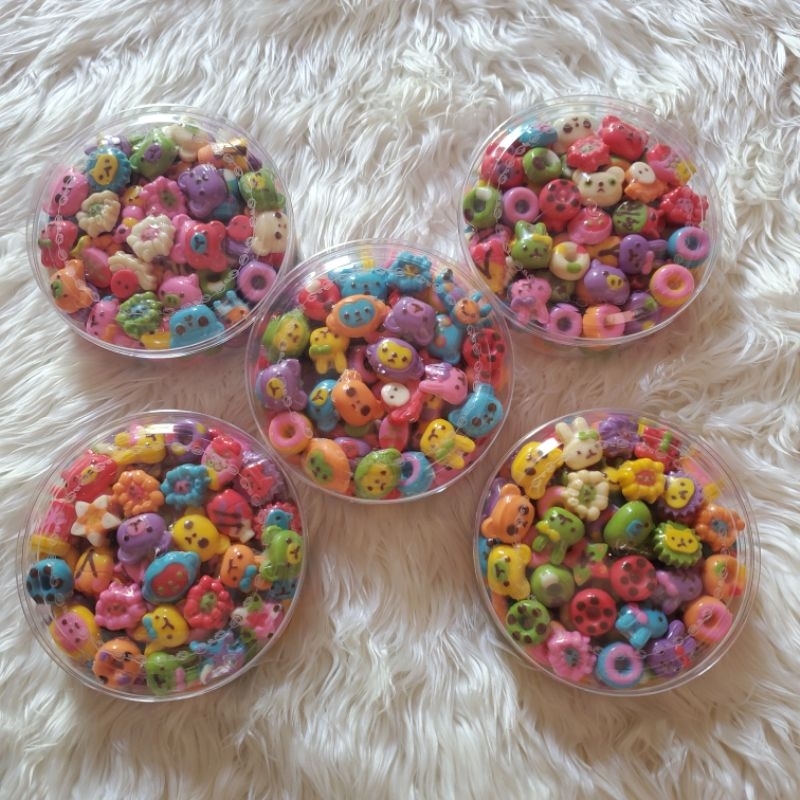 

Sekar_Shop07 "" Paket Usaha Cokelat Karakter Mini (1/2Kg Isi 200+5Pc) Random Motif Lucu