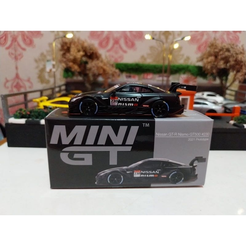 Mini GT Nissan Skyline GTR R35 Nismo GT500