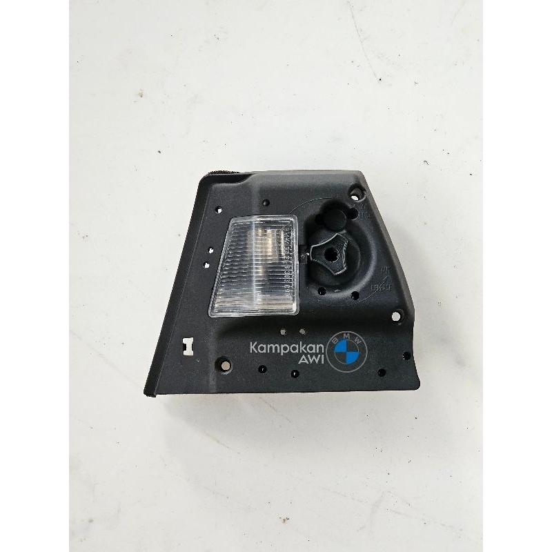 Cover Bohlam Lampu Belakang Kiri BMW E46 Facelift