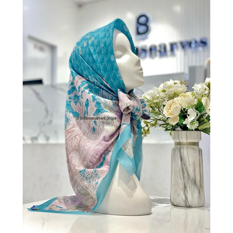 BUTTONSCARVES The Little Mermaid Satin Square - Mermaid