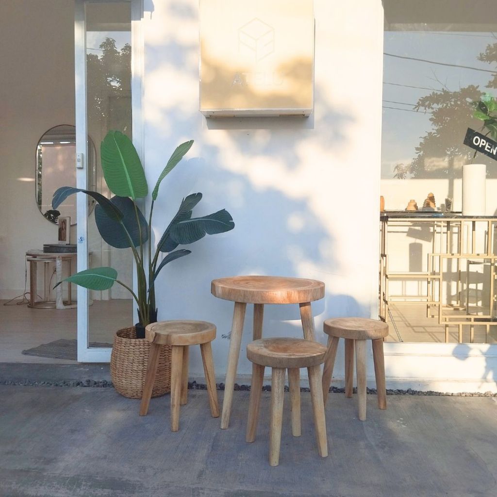 Meja Kursi Cafe Kayu Solid / 1 set Meja Kursi Cafe