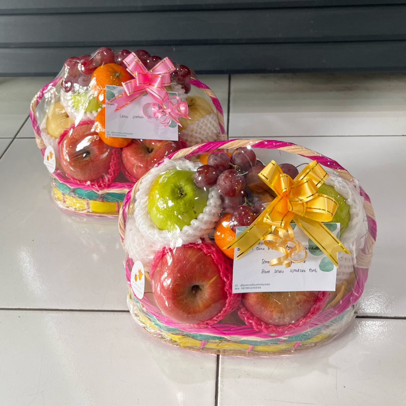

bisa pesan dadakan parcel buah surabaya sidoarjo hampers parsel free kartu ucapan