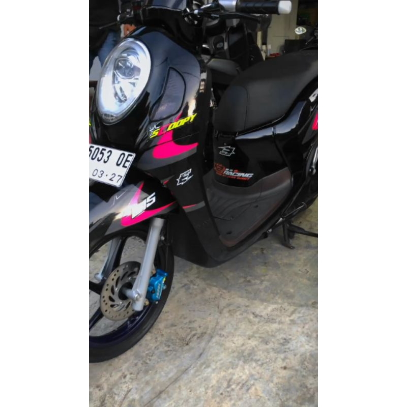 stiker full body motor SCOOPY simpel keren bebas riquest desain sesuai selera