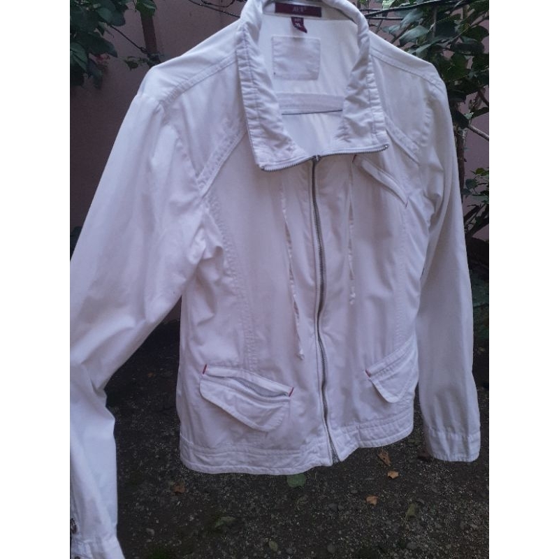preloved jaket AKO