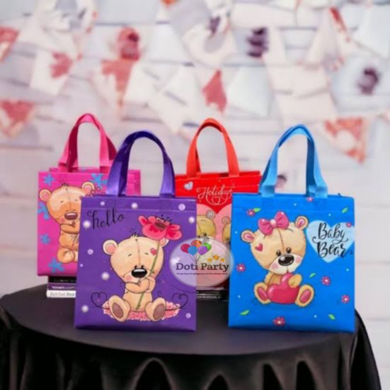 

Tas Souvernir Ulang Tahun / Goodie Bag / Tas Ulang Tahun Baby Bear - S