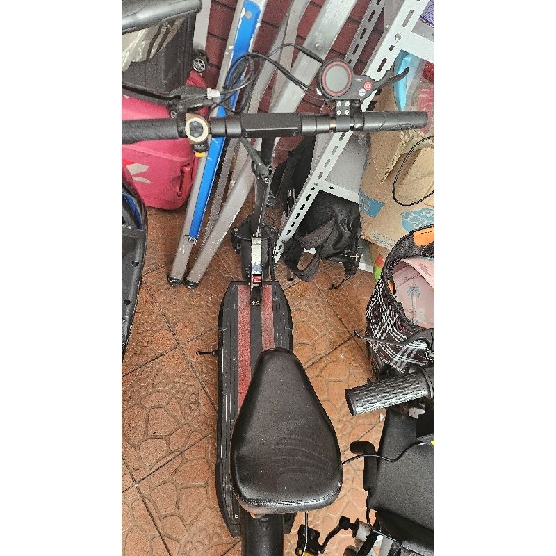 SCOOTER / SKUTER LISTRIK BAN 10 INCH (BEKAS/PRELOVED)