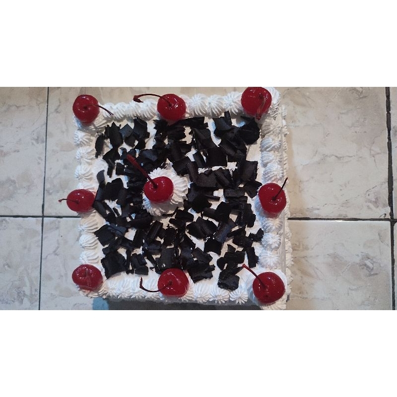 

birthday cake topping chocolate