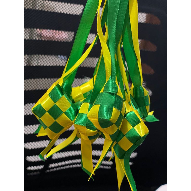 

Ketupat Hias Lebaran Bahan Pita Satin | Ketupat Hiasan Parcel Hampers ( 10 Pcs )