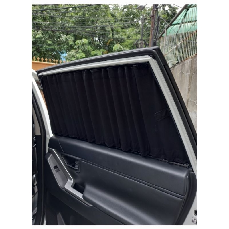 Gorden/Tirai Mobil Innova Zenix