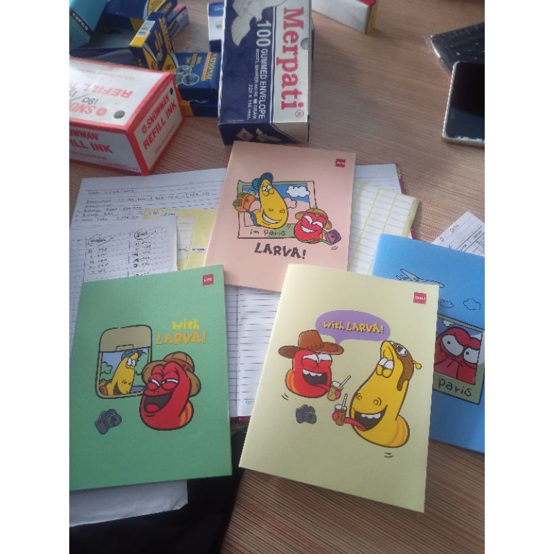 

Buku Tulis Tebal dan Tipis