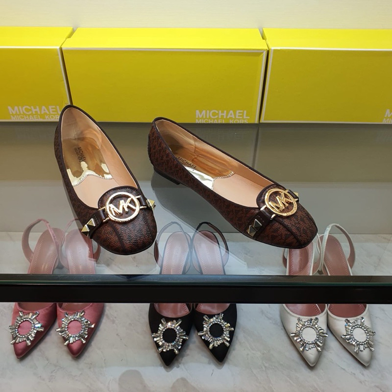 SEPATU FLAT MK no 37