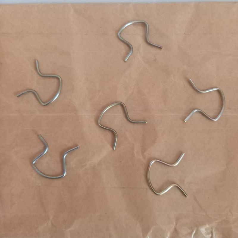 Spi putaran kaca / klip putaran kaca mobil