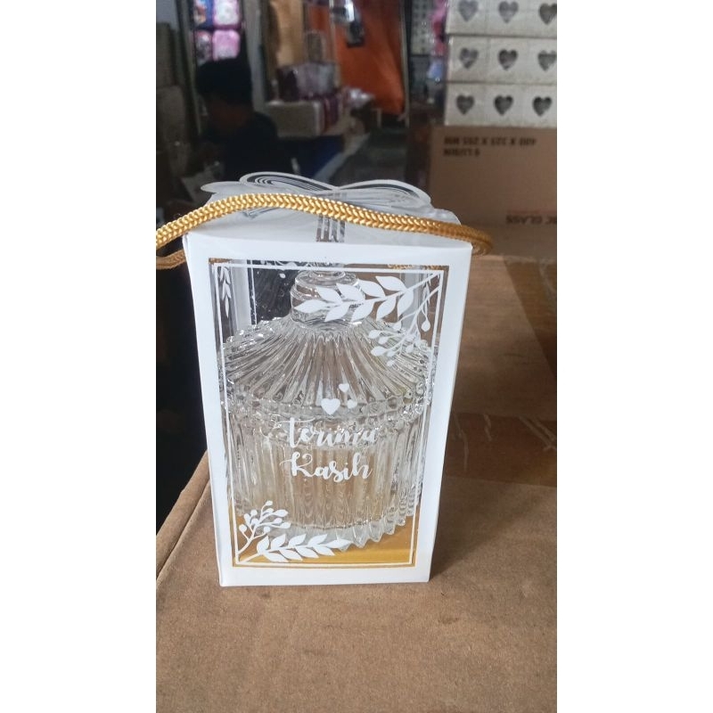 

Box / Kotak Souvenir Pernikahan Bahan mika
