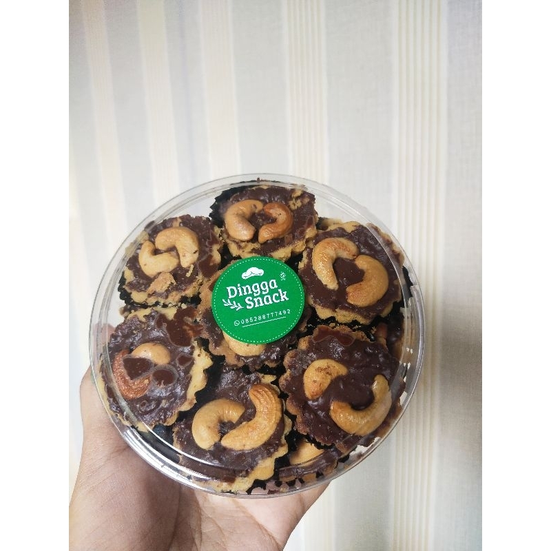 

chocho pie almond/mente