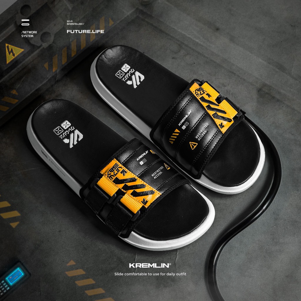 Kremlin Sandal Slide Slop - Dynamo
