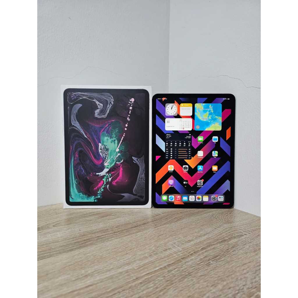 Apple iPad Pro 11 2018 Wifi Only 256GB 256 GB Fullset Perfect 11" Inch