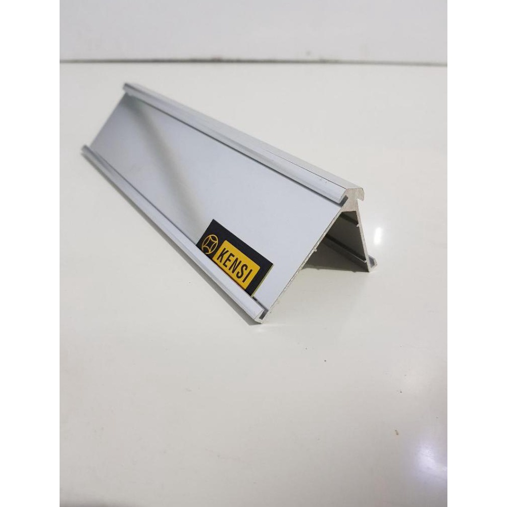 

Papan Nama Meja Segitiga Alumunium ART X4C9