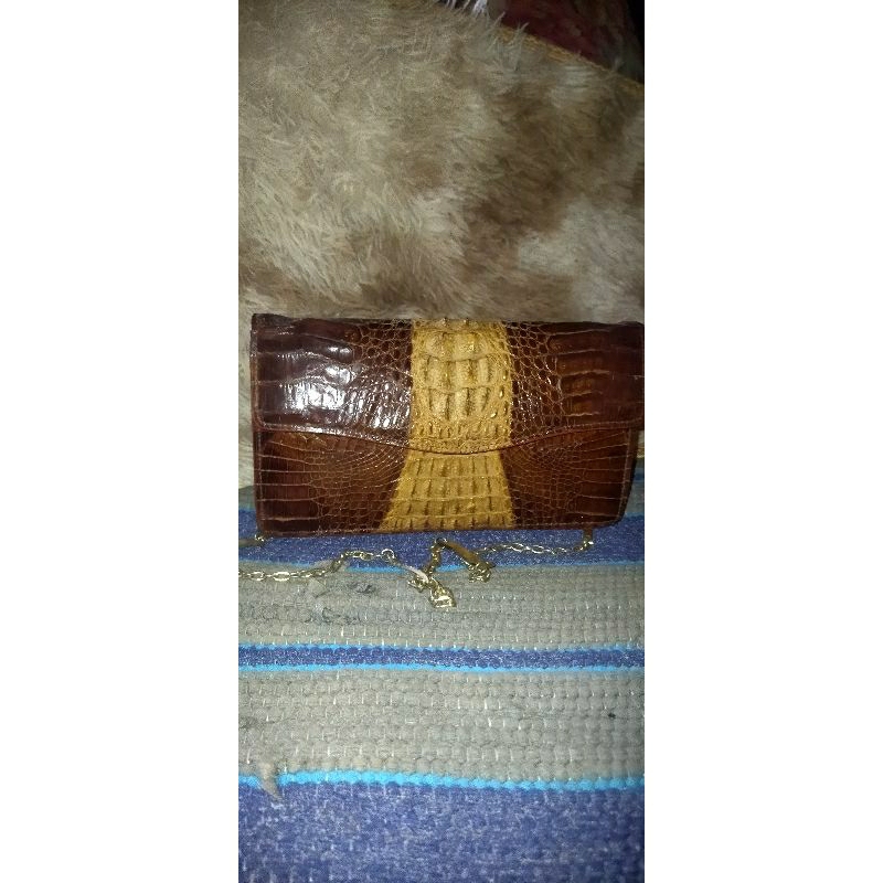 Sling atau Dompet Wanita Kulit Buaya Asli