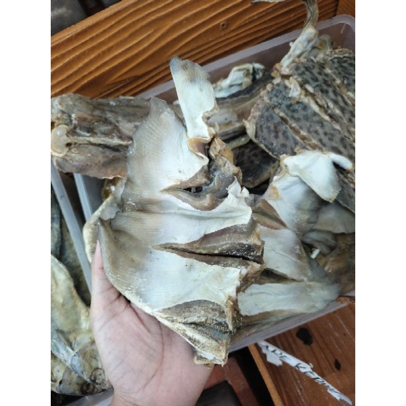 

Ikan Asin Pari 1kg