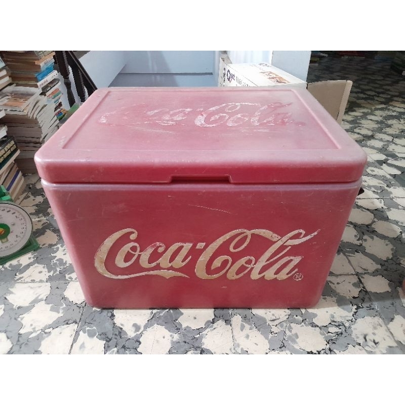 BOX ES COCA COLA