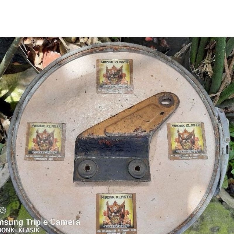 bracket dudukan knalpot suzuki trs katana trs 118 ORIGINAL bracket knalpot suzuki trs 118 katana pan