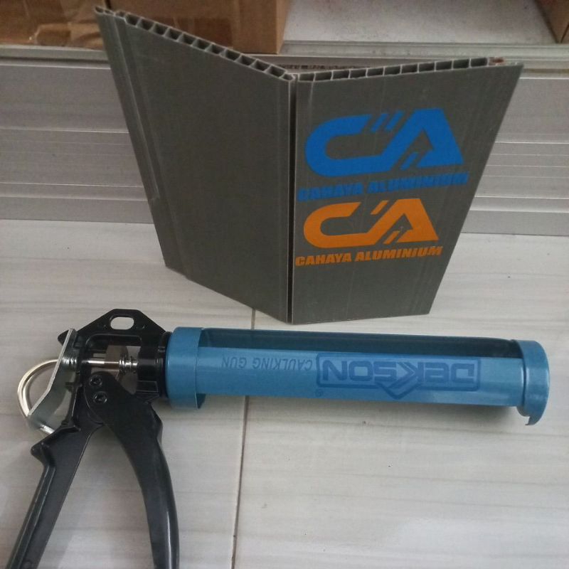 alat tembakan lem kaca silen silikon sealant caukling gun dekson 8200