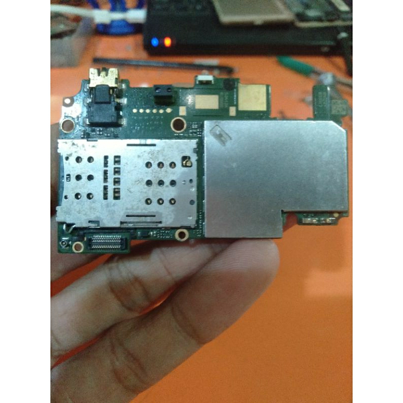 mesin redmi 3s hidup ram2/16gb perawan mulus