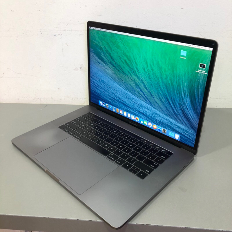 macbook pro 2017 Ram 16 GB SSD 512 GB i7 15 inch