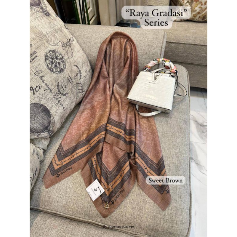 JILBAB MOTIF SEGI EMPAT/JILBAB JOURNEY KW