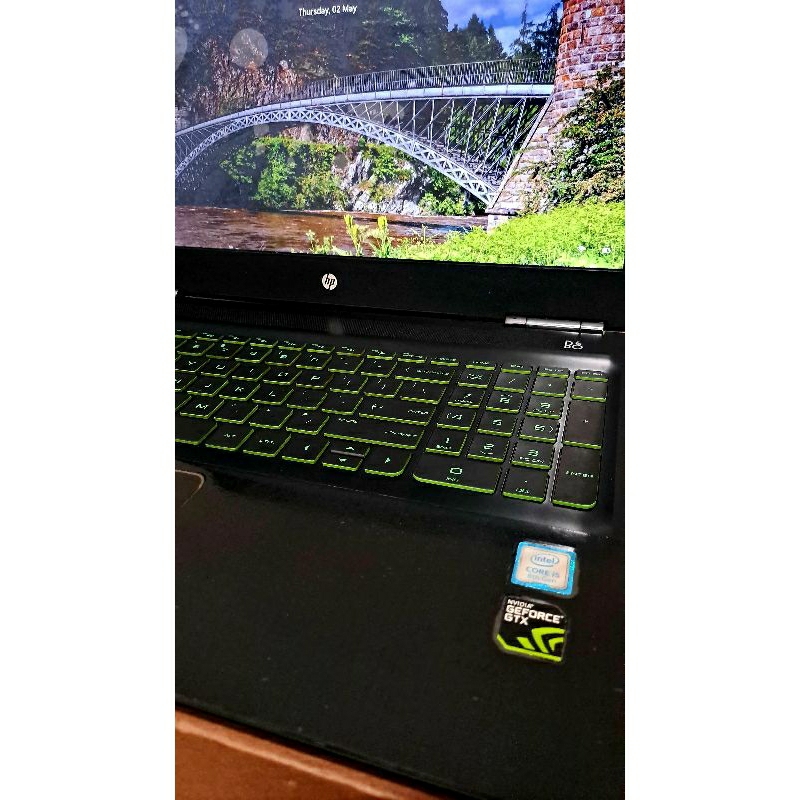 Laptop Gaming HP PAVILION 15-BC403TX Slim i5 gen 8 gtx 1050 Ram 8 ssd 512 Plus HDD FHD Mulus