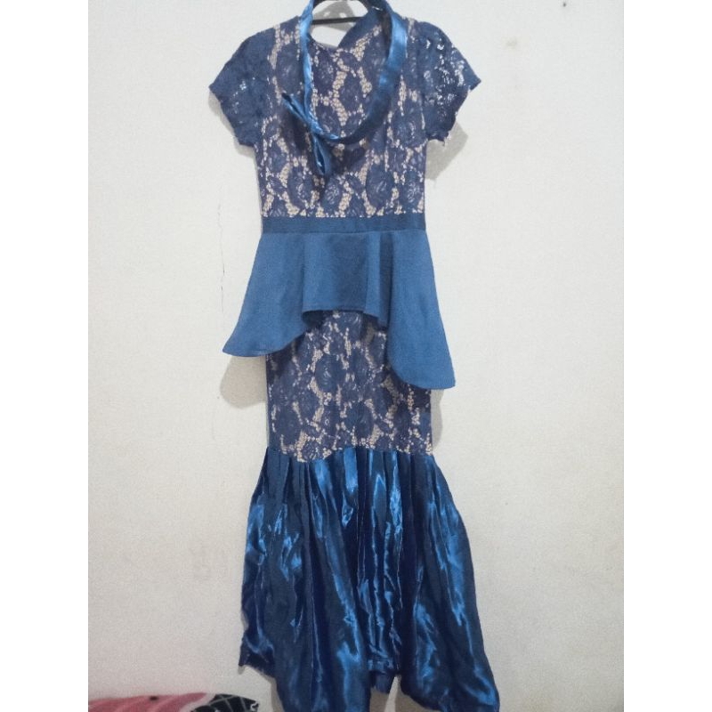 Baju Penyanyi Bekas Masih Bagus | Biru