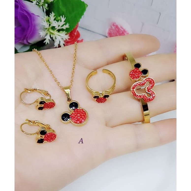 ART M83W Titanium Perhiasan Set Anak Permata