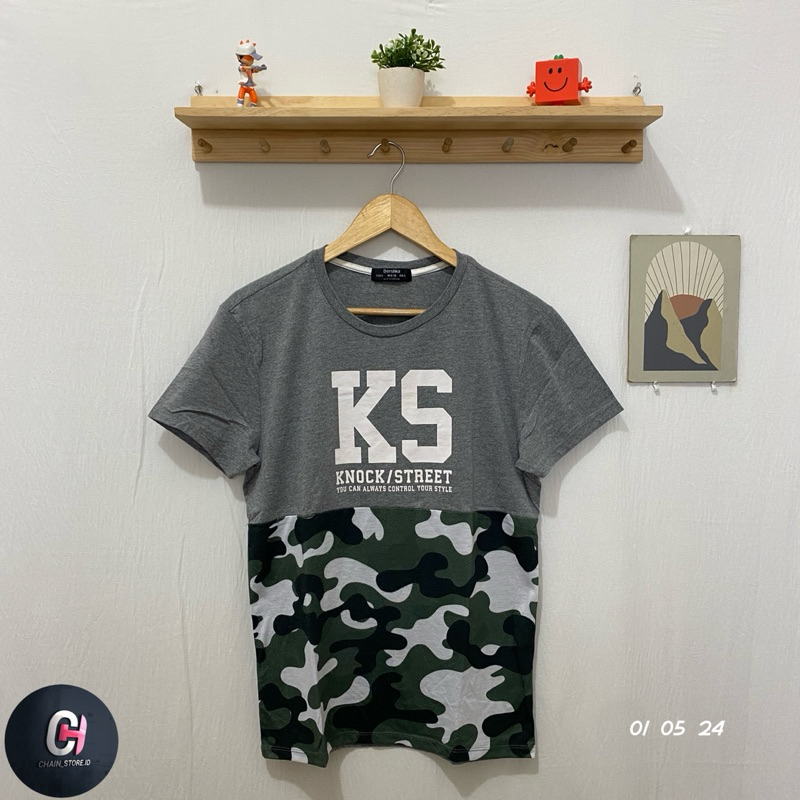 kaos tshirt pria bershka original kondisi bagus size S