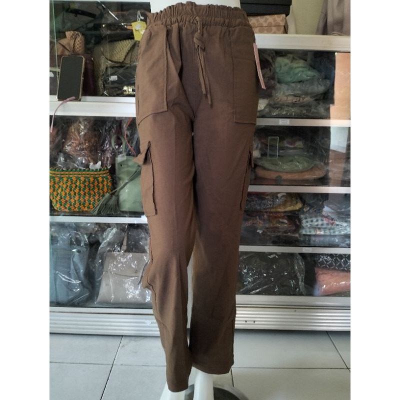 CELANA JEANS CARGO SIMPLE ME COKLAT