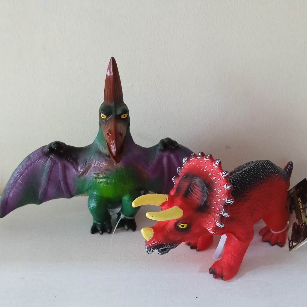 MAINAN DINOSAURUS KARET BINATANG KARET