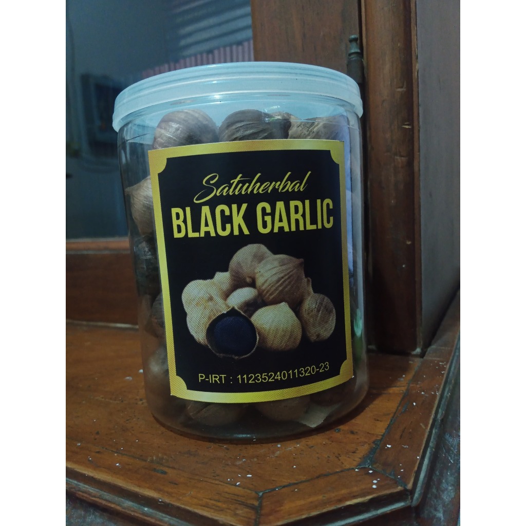 

Black Garlic (Bawang Hitam)