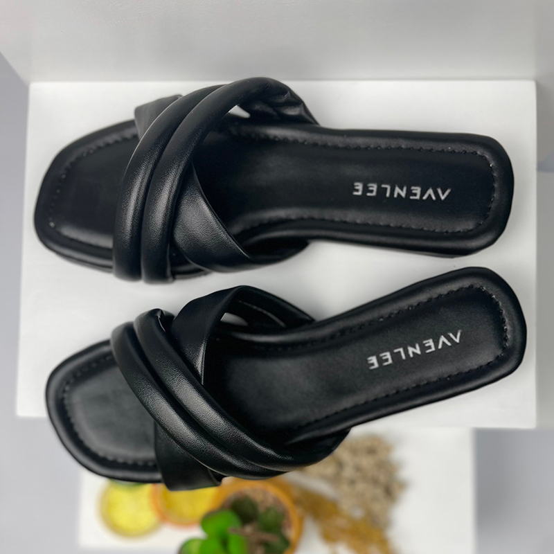 Sandal Wanita Flat Teplek Korea Empuk Sol Karet Avenlee Cheery