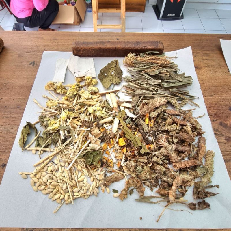 

Liang Cha Medan - Teh Panas Dalam, Sakit Tengorkan, Peradangan