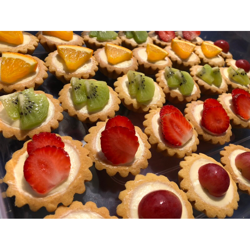 

Mini Fruit Pie box of 8pcs
