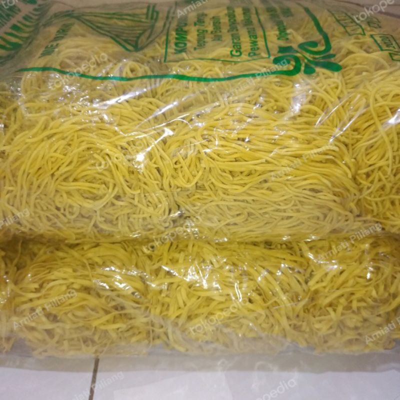 

Mie kuning padang 500gr