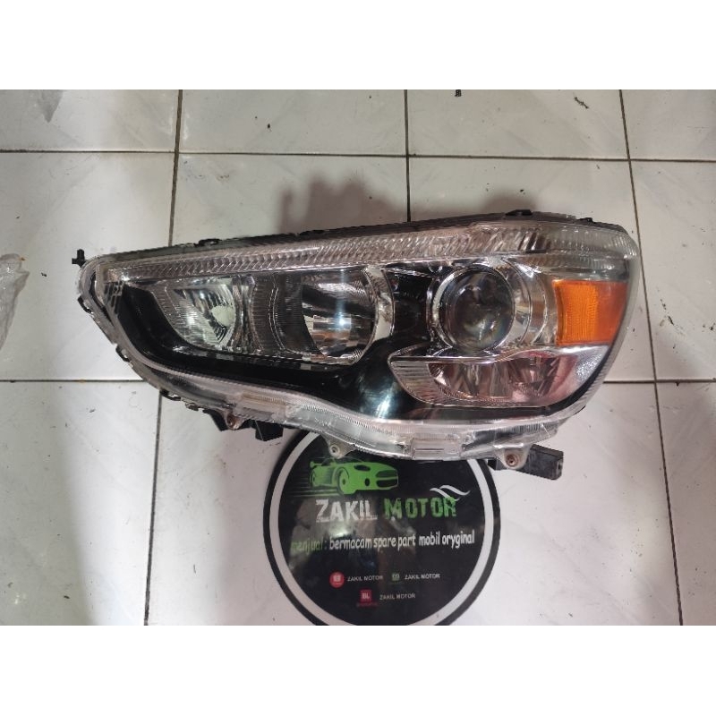 Headlamp lampu depan Outlander sport PX original