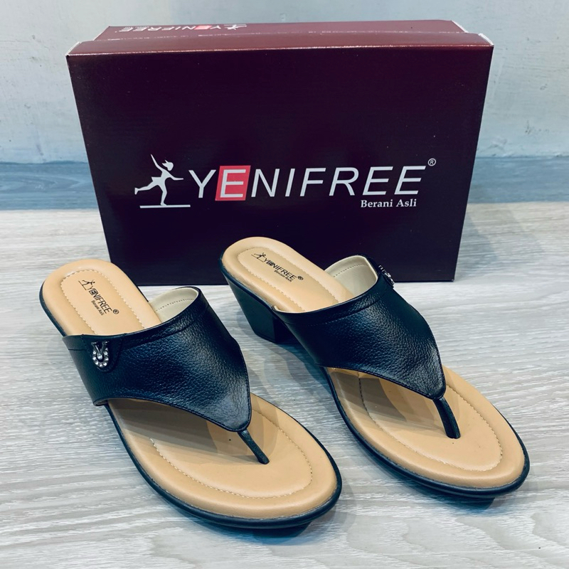 Yenifree - Sandal Wanita Wedges Kulit Asli | AIME 005 - Hitam