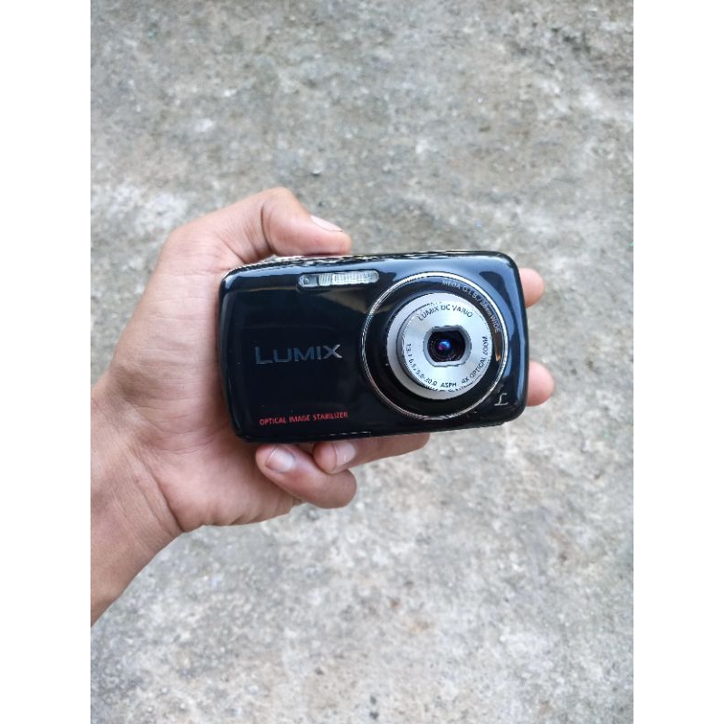 kamera digital lumix S1 bekas second
