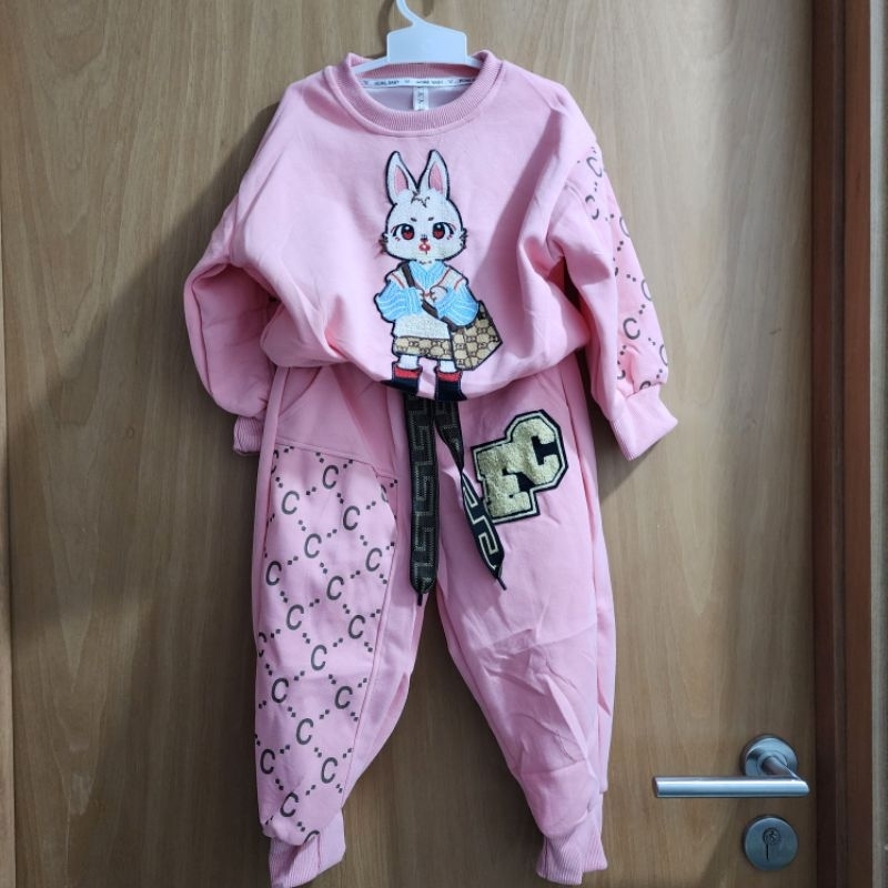 SWEATER KELINCI 5T-8T