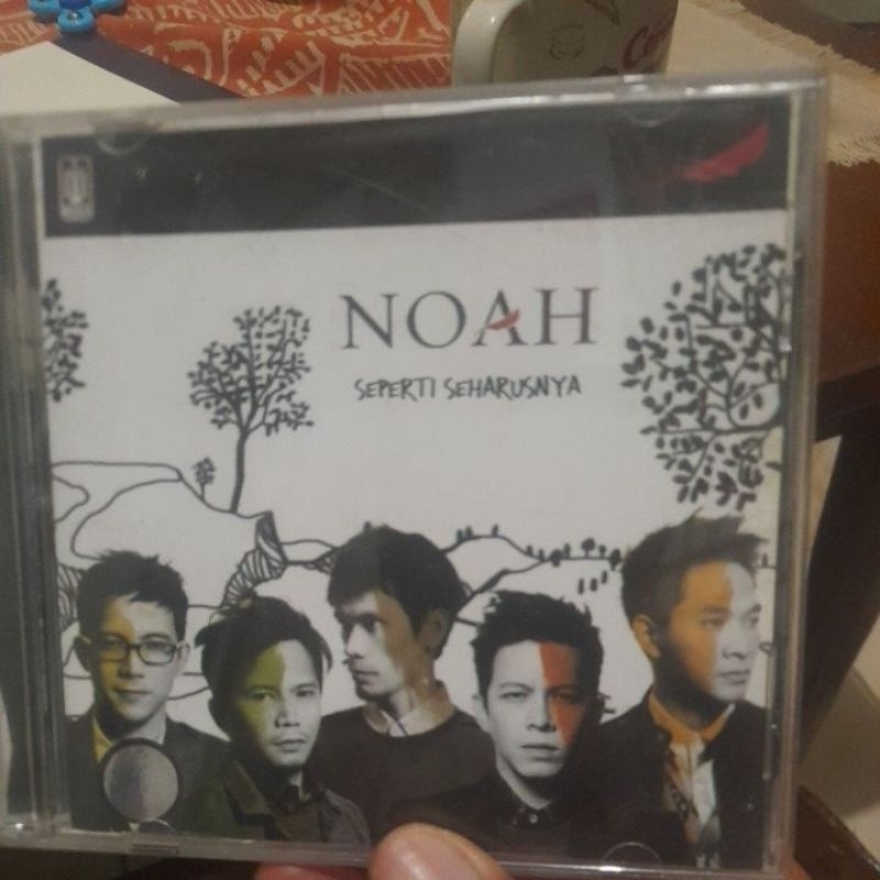 cd musik original noah seperti seharusnya musica version  bukan keluaran KfC ya (CD017)