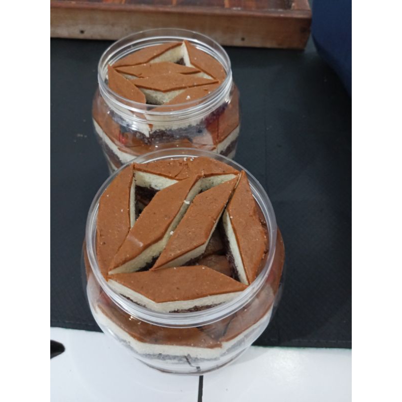 

Kue Gipang Khas Delingseng Kota Cilegon