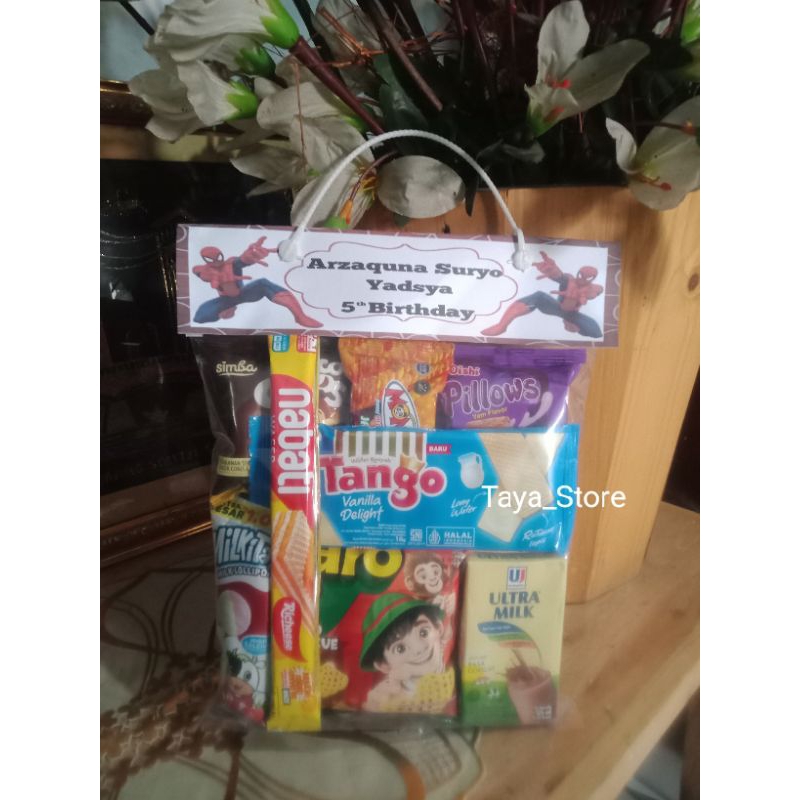 

Bingkisan Snack Ulang Tahun Anak Free Label Costum Nama