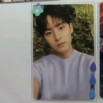 Seventeen photocard Mingyu DICON purple